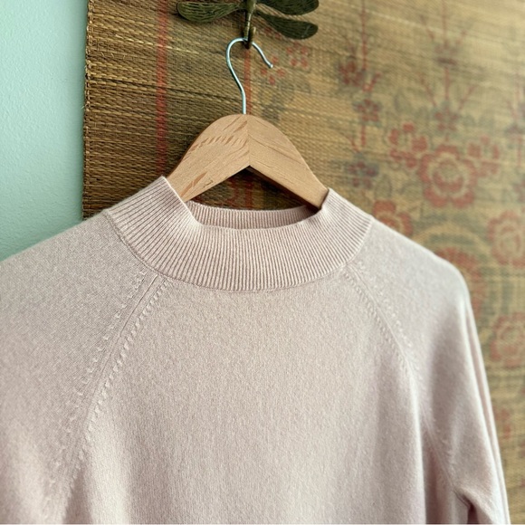 Everlane The Shrunken Pink Cashmere Long Sleeves Mock Neck Sweater - Picture 4 of 8